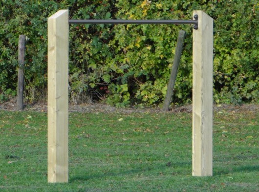 Duikelrek Skill duikelstang 90cm 2 geïmpregneerd houten palen 200cm