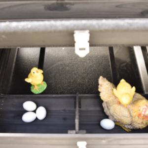 Het legnest van kippenhok Prestige Large is opgesplitst in 2 delen