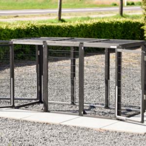 Dierenren Functional Black heeft 4 deuren