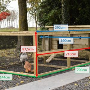 Verschillende afmetingen van kippenhok Eggy met ren en legnest