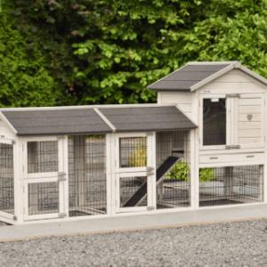 Kippenhok Prestige Small Light-grey is uitgebreid met 2 rennen