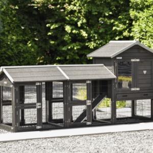 Het konijnenhok Prestige Small Black is een aanwinst voor uw achtertuin