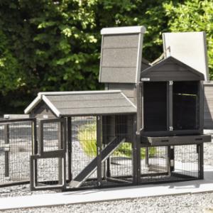 Het konijnenhok Prestige Small heeft vele openingen