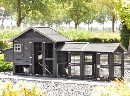 Kippenhok Holiday Small Black met 2 rennen en legnest 327x73x128cm