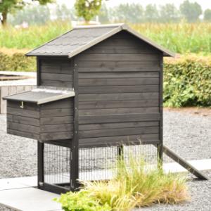 Neem een kijkje aan de achterkant van Prestige Medium met legnest