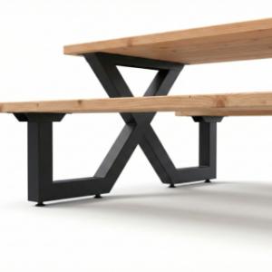 De EXIT picknicktafel heeft 4,5cm dikke Douglashouten planken
