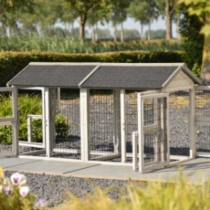 De kattenren Space Small is voorzien van vele deuren