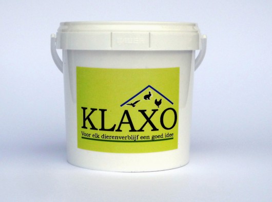 Bloedluizen? Wees er als de kippen bij! Gebruik KLAXO Witkalk voor bloedluis preventie en bloedluis bestrijding.