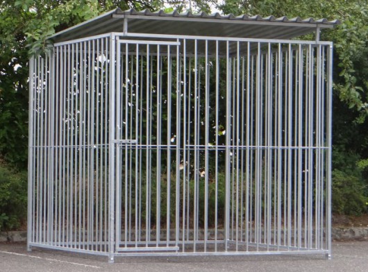 Hondenkennel Flinq 2x2 met dak