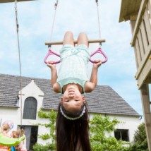 Speeltoestel Pagoda hoog van geïmpregneerd hout met optionele Ringtrapeze aan de schommel