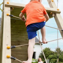 Het aanbouwelement @challenger hoog is een leuke verfraaiing voor uw speeltoestel!