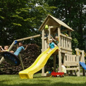 Het speeltoestel Kiosk hoog wordt geleverd met een schommelconstructie @Swing