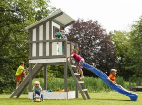 Speeltoren met glijbaan, de Beachhut Hoog in fraaie kleuren Taupe (grijs) en White (wit)