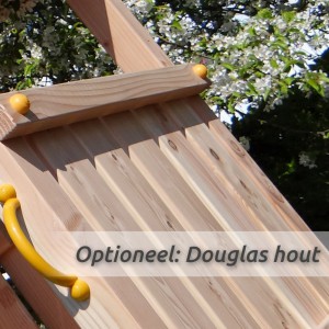 Het hoge speeltoestel Pagoda is optioneel leverbaar in Douglas-hout