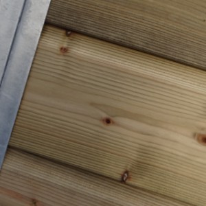 Fietsenhok | buitenzijde houten wand
