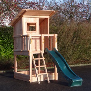 Speeltoren Blue Rabbit Beach hut hoog Douglas met glijbaan