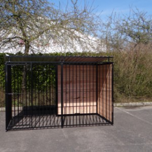 Hondenkennel FERM Zwart Inclusief dak 1,5x3m